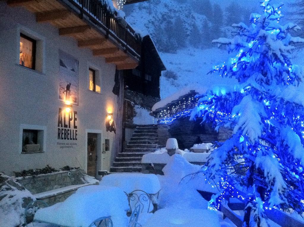 Alpe Rebelle Bed & Breakfast Bionaz Exterior photo